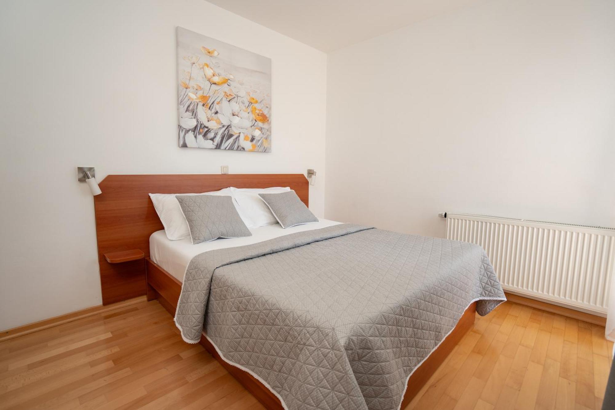 Pansion Villa Bok Novalja Bagian luar foto
